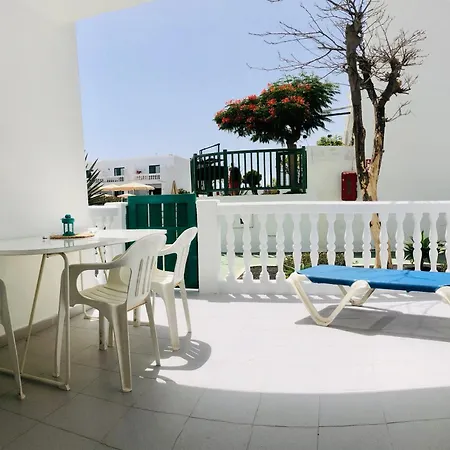 Florencia, With Pool & Wifi In Puerto Del Carmen Apartment