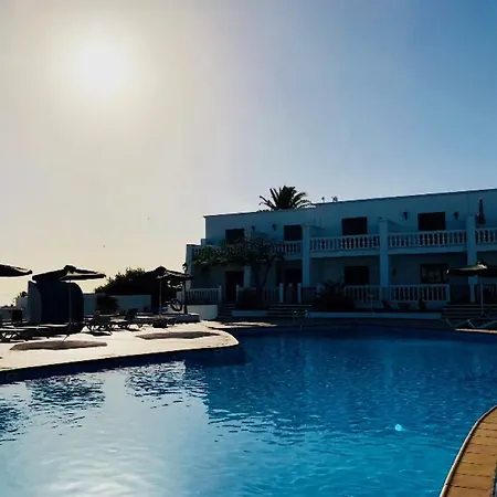 Florencia, With Pool & Wifi In Puerto Del Carmen *