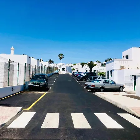 Apartment Florencia, With Pool & Wifi In Puerto del Carmen (Lanzarote)