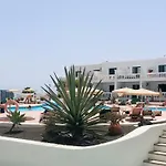Florencia, With Pool & Wifi In Apartment Puerto del Carmen (Lanzarote)